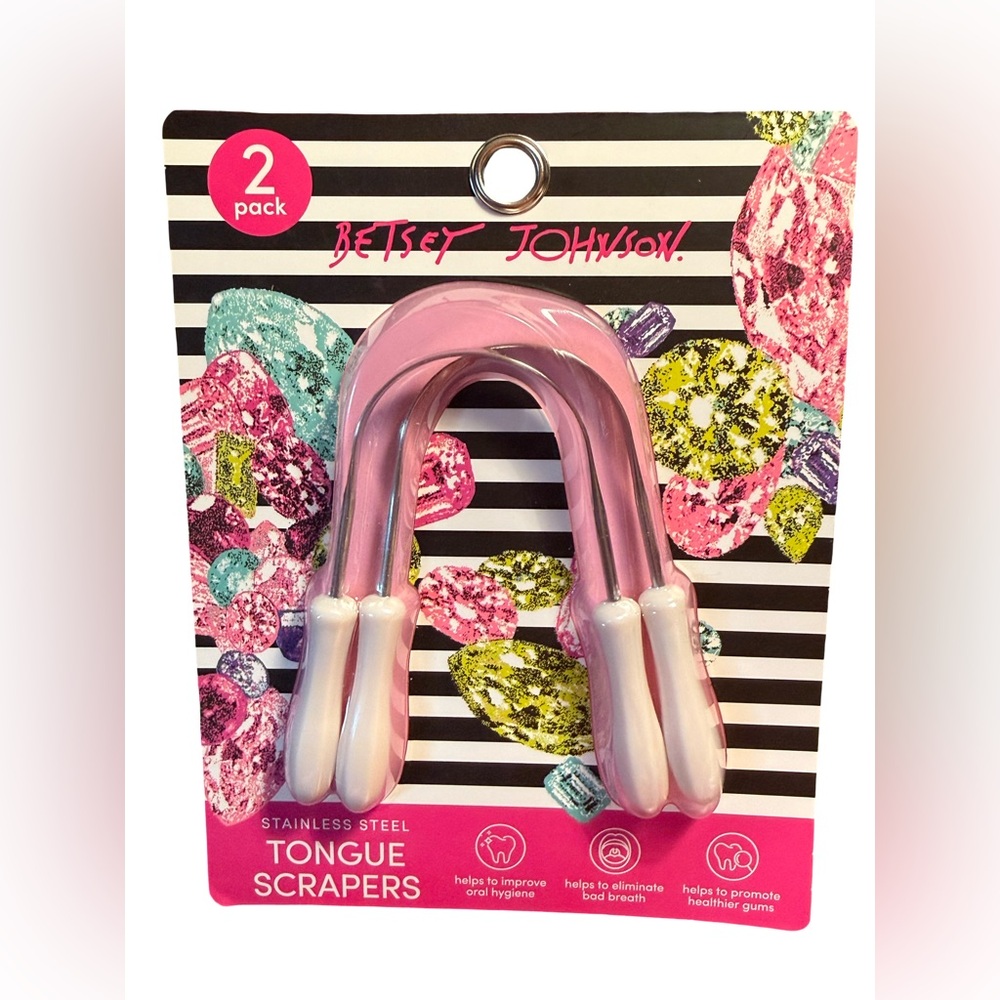 Betsey Johnson NWT 7 Pc Beauty Tool Set Body Mists, Hair Brush, Puffs etc BJ008 - Picture 4 of 16